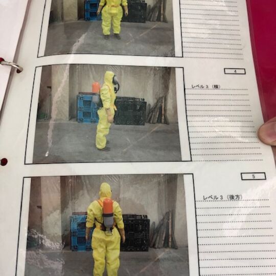 アスベスト作業員